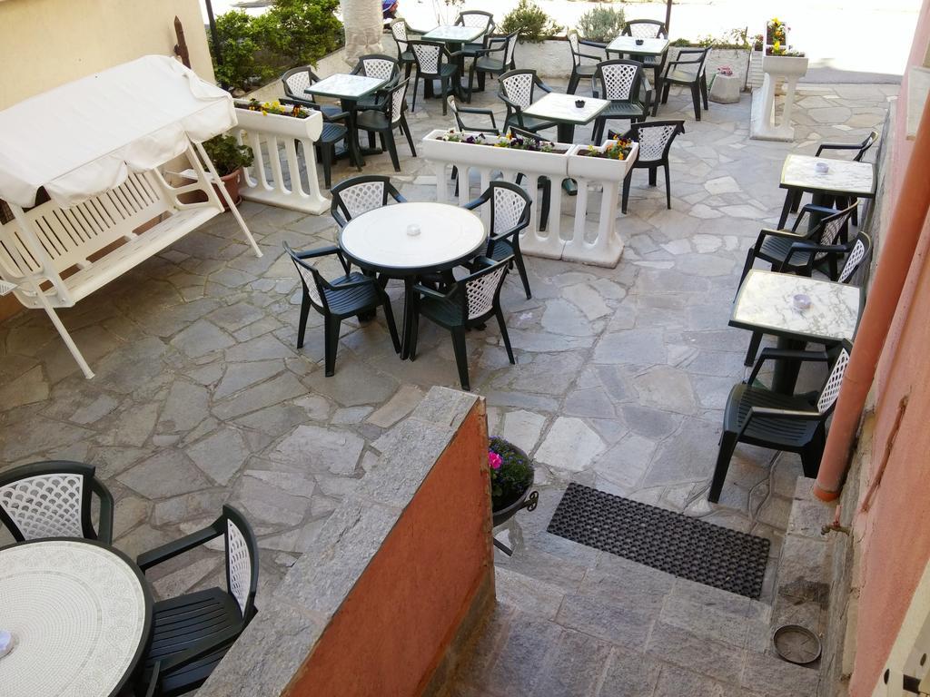 Hotel Riz Finale Ligure Extérieur photo